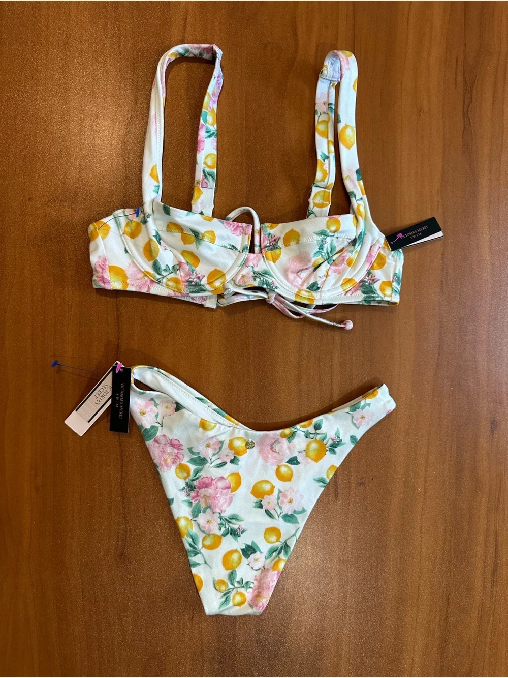 Victoria’s Secret Lemon Floral Bikini Set NWT 34A Top XS Bottom Underwire Swims